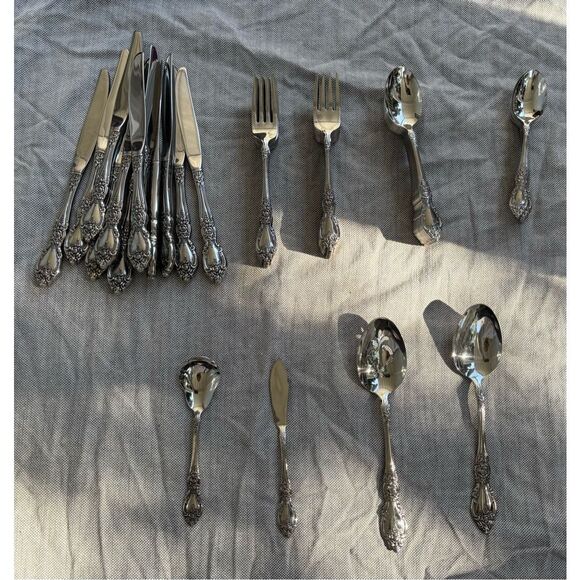 NEW NEVER USED Oneida Canada Stainless Wordsworth Pattern Flatware 56 pc.